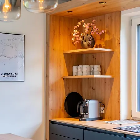 Nyaraló Mountain An Der