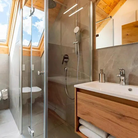 Mountain An Der Nyaraló *